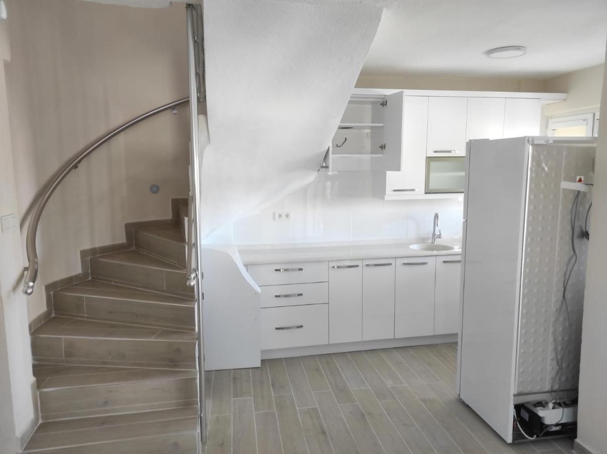 Cesme Burcu Sitesi Yaman Villa Exterior foto